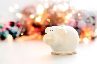 Start saving now for a great Christmas without financial pressures