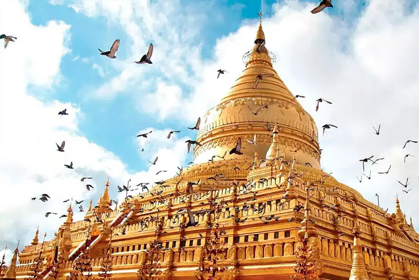 The old temples of Bagan offer an amazing journey.