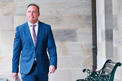 GET BUILDING: Planning Minister Steven Miles says greater housing choice in Redlands is a must. Photo: AAP Image