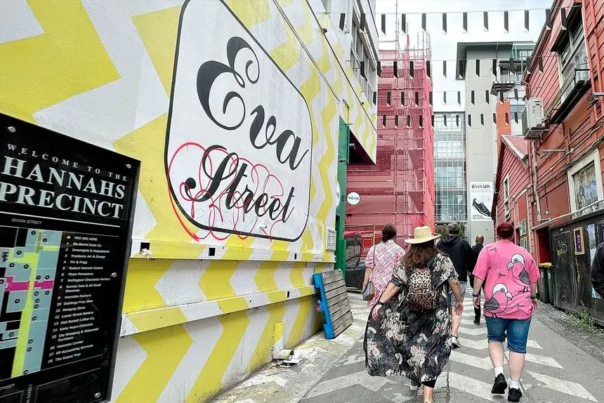 Enjoy a tasty walking tour through Wellington.