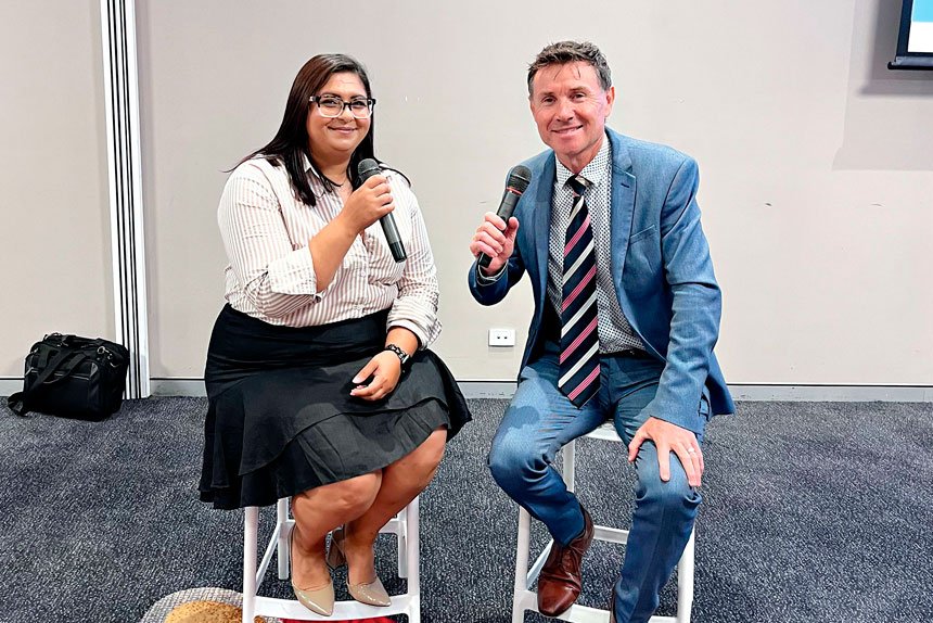 Mayoral candidates Cindy Corrie and Andrew Laming share the stage at the community forum.