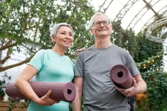 Volunteering has many social benefits.