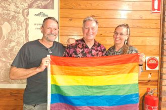 L-R Robin Bristow, Redland City Councillor Shane Rendalls, and Molley Prall