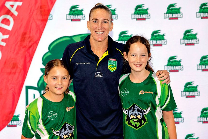 Ali Brigginshaw ran a special training session with the next generation of Redlands female touch stars.