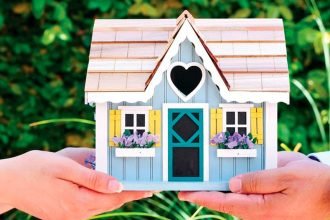 The Finance Brokers Association of Australia is urging the Government to step in after APRA chose to keep the mortgage serviceability buffer at 3%.