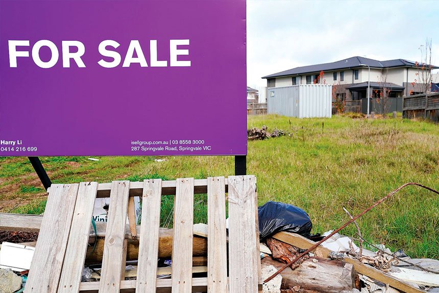 People close to paying off their student loans will soon be able to borrow more for a house. PHOTO: Stefan Postles/AAP PHOTOS