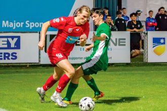 Redlands’ Eamonn Ross, created all sort of problems for Southside Eagles on Saturday afternoon at Amcal Arena in Cleveland. Photo Ray Gardner