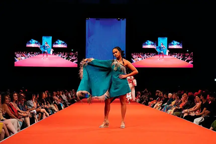 PHOTOS: Dylan Buckee