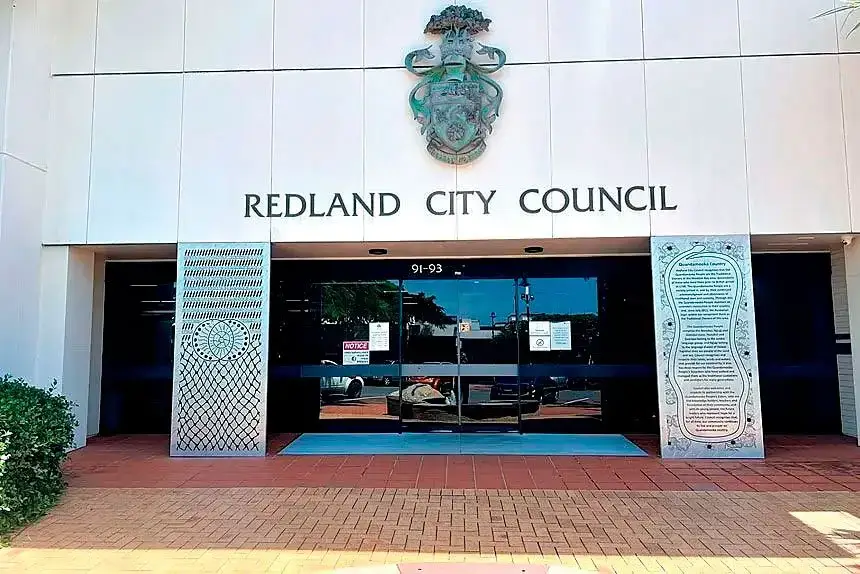 IMPORTANT REVIEW: Fresh expert eyes can offer a fresh perspective.