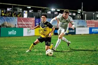 Ryo Emoto takes a tumble.