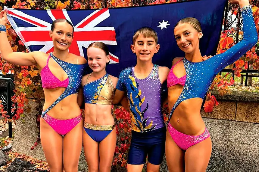 Baylee Caruso, Lily Rose Marshall, Ben Ellis, and Khloe Lugton during Day 2 of the World Championships in Prague.