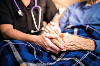 Parkinson’s severity scores improved by 20 per cent in the continuing group, while anxiety symptoms eased by 11 per cent.