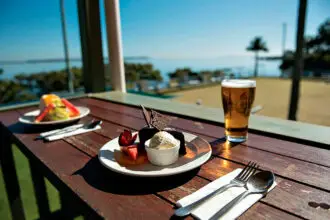 ISLAND VIBE: Sumptuous food and cool drinks come with a magnificent view.