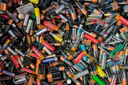 Council warns of fire risks from batteries in bins