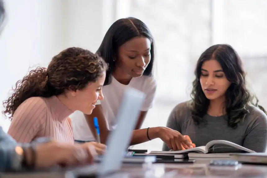 Five Financial Lessons Aussies Can Take Into 2026 Now