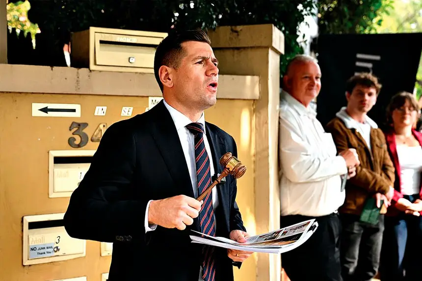 FEWER AUCTIONS: Private treaty gives sellers greater flexibility.